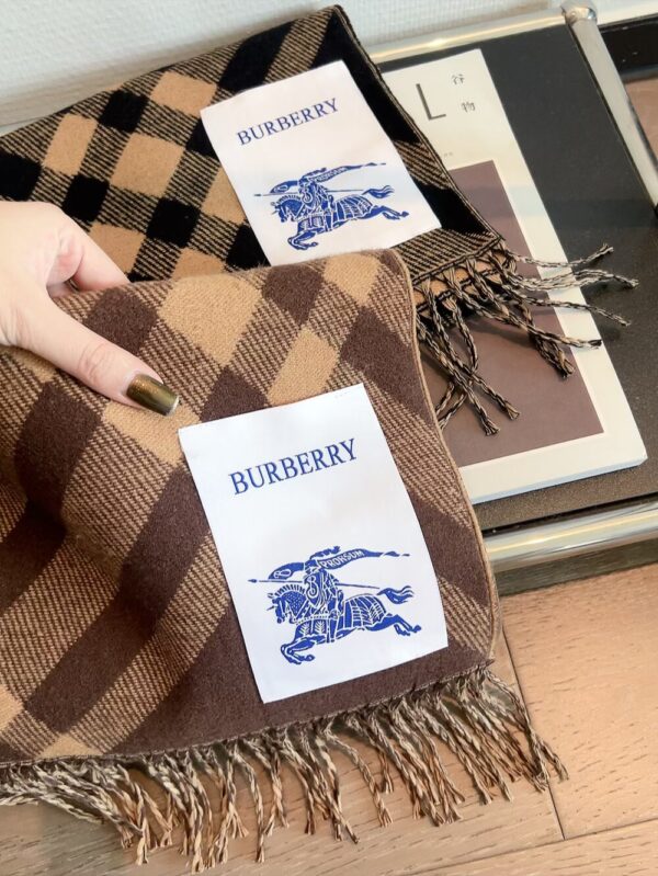 Burberry scarf