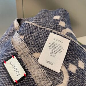 Gucci scarf