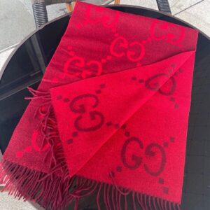 Gucci scarf